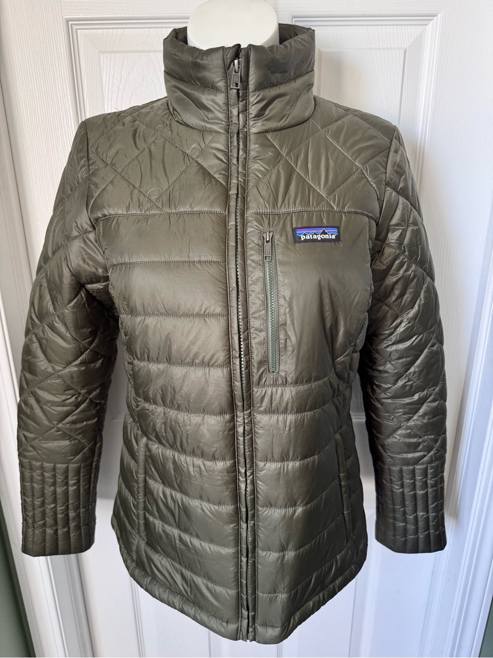 Women’s Patagonia Radalie Parka Outdoor Jacket Like New Olive Size Large - Picture 5 of 15